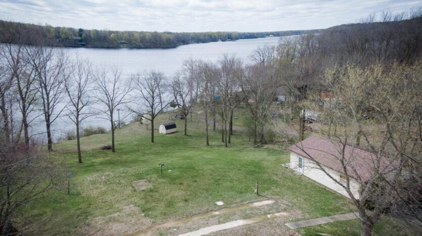 Southwest Michigan buildable lot on waterfront
