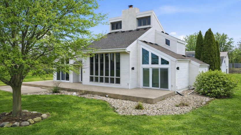 lake house close to Kalamazoo for sale