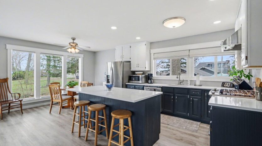 lake home for sale Southwest MI